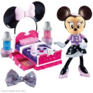 Image of Little Live Pets Minnie Mouse Sleepover Nail Party Set