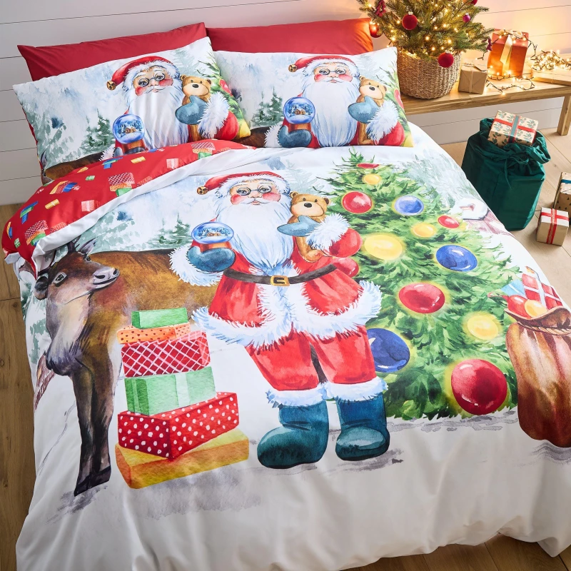 Image of Catherine Lansfield Christmas Retro Santa Reversible Duvet Cover Set Duvet Covers Single White 42944901010