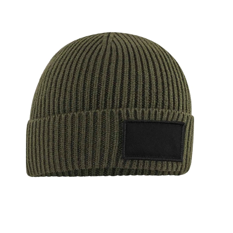 Image of Beechfield Beechfield Men Patch Beanie in Dark Green Dark Green One Size Male 5063377023060