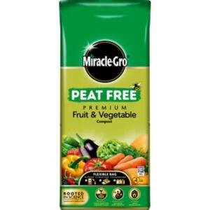 Image of Miracle-Gro Peat-Free Fruit & Vegetable Grow Bag 42L