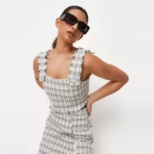 Image of Missguided Crop Top Boucle - White