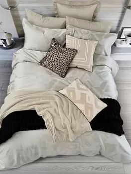 Image of Nalu Nicole Scherzinger Nalani Duvet Cover - Silver