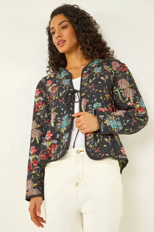 Image of Dusk Womens Reversible Printed Quilted Jacket in Black Size: 12 Black Female 12