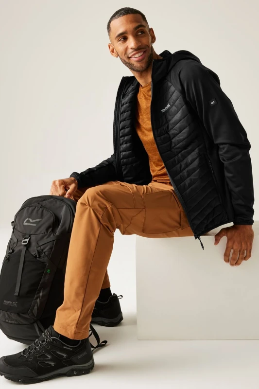 Image of Regatta Regatta Men Andreson Hybrid Insulated Baffled Jacket in Jet Black Size: Medium Jet Black M Male 5063516134237