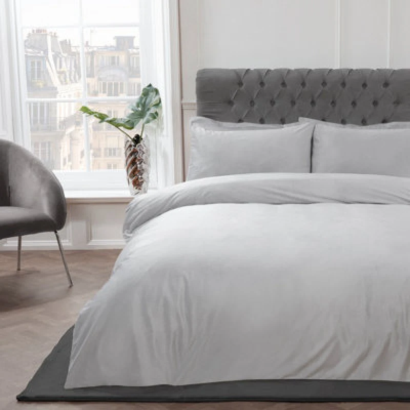 Image of Smart Living Smart Living Luxury Soft & Elegant Matte Velvet Duvet Cover Set with Pillowcases in Silver Size: Double Silver Double Unisex 5056242757