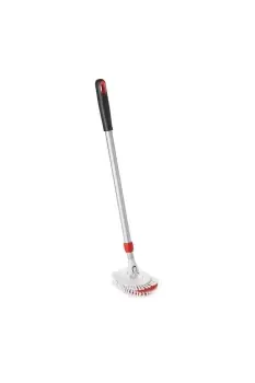 Image of Extendable Tub and Tile Brush