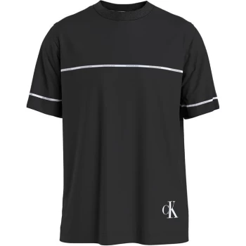 Image of Calvin Klein Jeans Calvin Klein Boxy Fit T Shirt - Black BEH