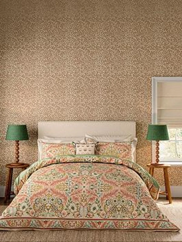 Image of Morris & Co Morris & Co 'Earthly Paradise' Cotton Duvet Cover Set Size: Super King Multi Super King Unisex 5016709713443