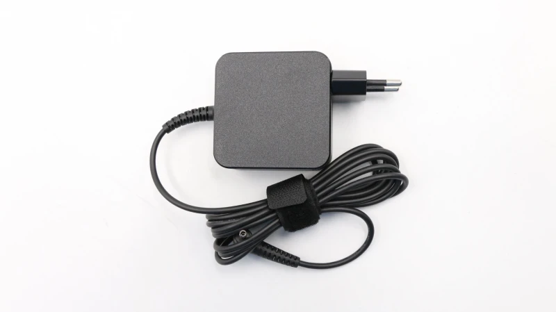 Image of Lenovo 01FR124 power adapter/inverter Indoor 45 W Black
