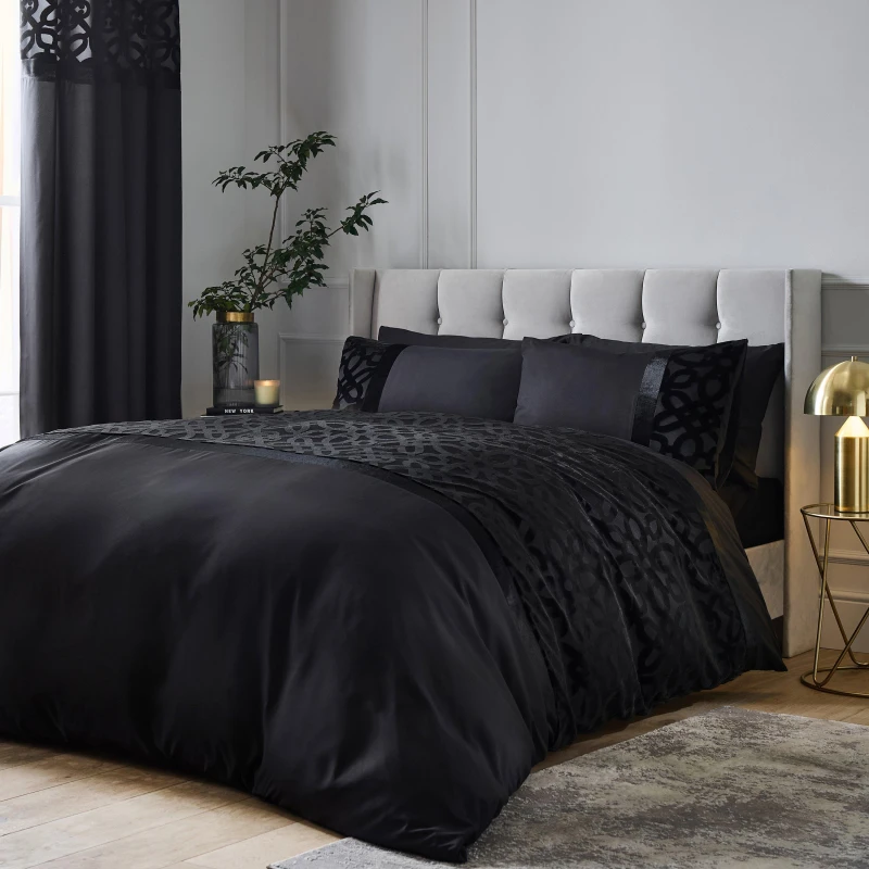 Image of Catherine Lansfield Lattice Cut Velvet Duvet Cover Set Duvet Covers Double Black 42122103030