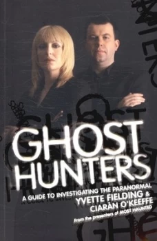 Image of Ghost Hunters by Yvette Fielding Paperback