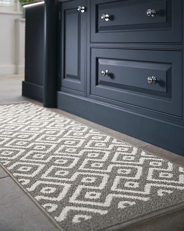 Image of MY MAT Geo Print Stain Resistant Runner silver-coloured 065X150CM;065X200CM