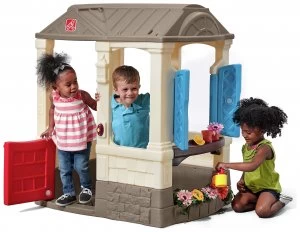 Image of Step2 Courtyard Cottage.