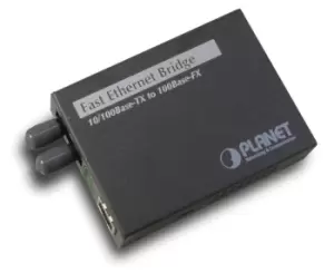 Image of FT-801 - 100 Mbps - 100Base-TX - 100Base-FX - IEEE 802.3,IEEE 802.3u,IEEE 802.3x - Fast Ethernet - 10,100 Mbit/s