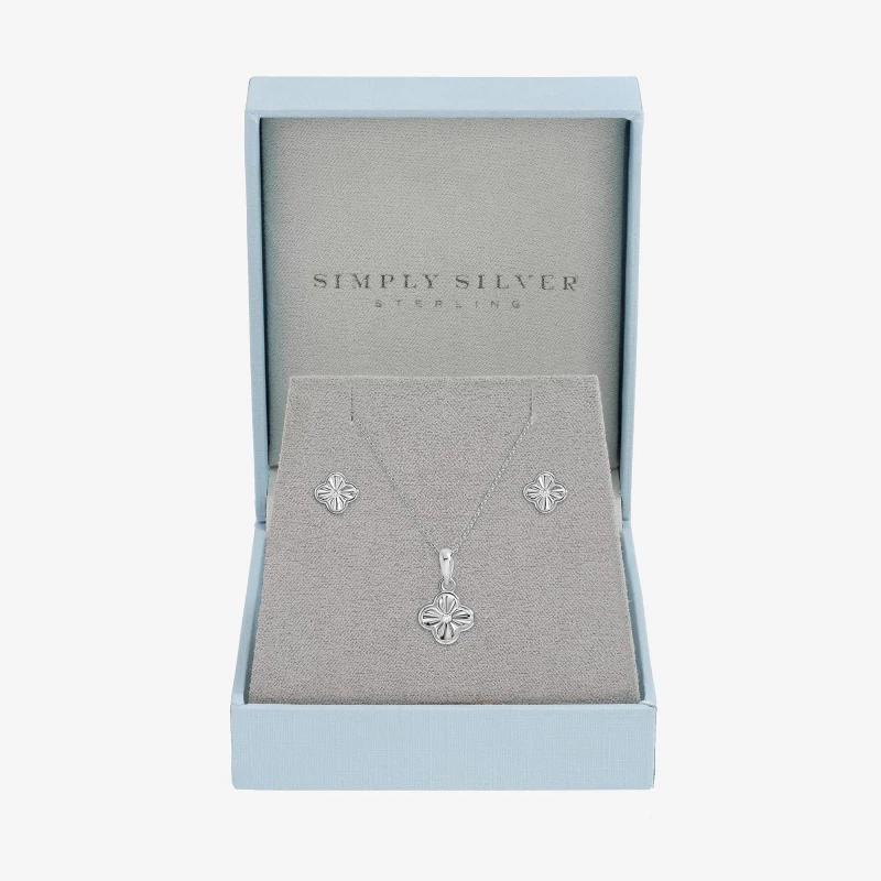 Image of Simply Silver Sterling Silver 925 Clover Set - Gift Box Silver female One Size