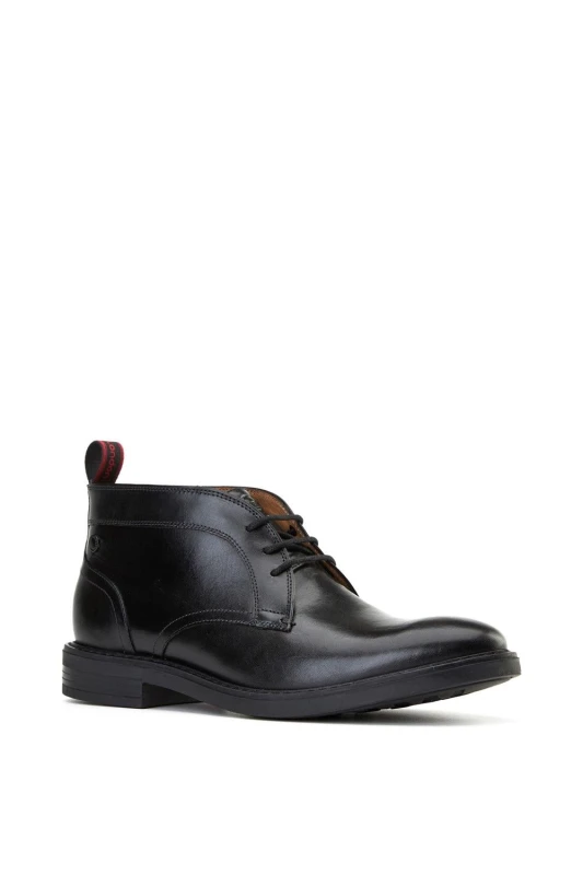 Image of Base London Base London Men Lincoln Chukka Boot in Black Size: 8 Black 8 Male 5063294201923