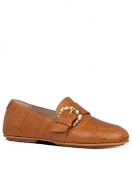 Image of Fitflop Lisbet Loafer - Light Tan