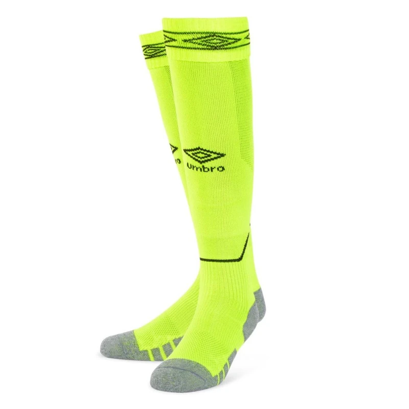 Image of Umbro Umbro Men Diamond Football Socks in Lemon Size: large Lemon L Male 5063425257607