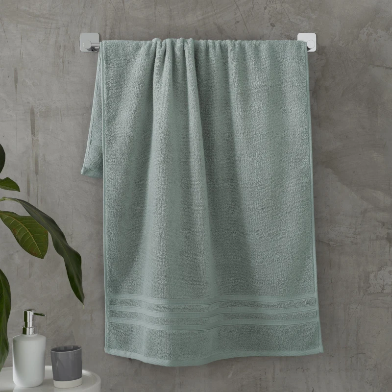 Image of Catherine Lansfield Catherine Lansfield 'Zero Twist' Cotton Bath Sheet Pair in Light Green Light Green Bath Sheet Unisex 5057681110431