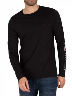 Image of Essential Longsleeved T-Shirt