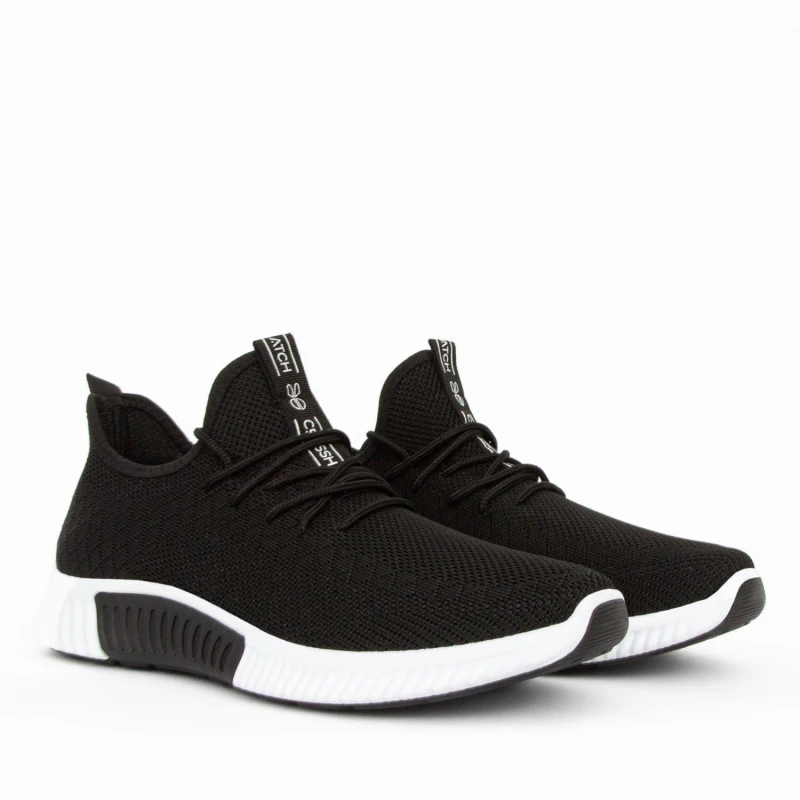 Image of Crosshatch Crosshatch Men Rideout Trainers in Black Size: 8 Black 8 Male 5059294175036