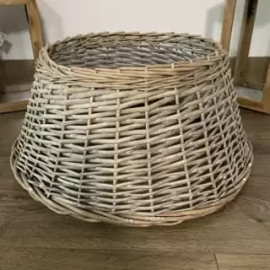 Image of Samuel Alexander - 40/60cm Medium Deluxe Wicker Willow Christmas Tree Skirt - Natural