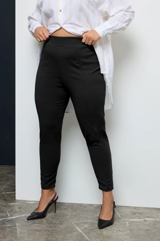 Image of Yours Womens Stretch Tapered Trousers in Black Size: 20 Black Female 20