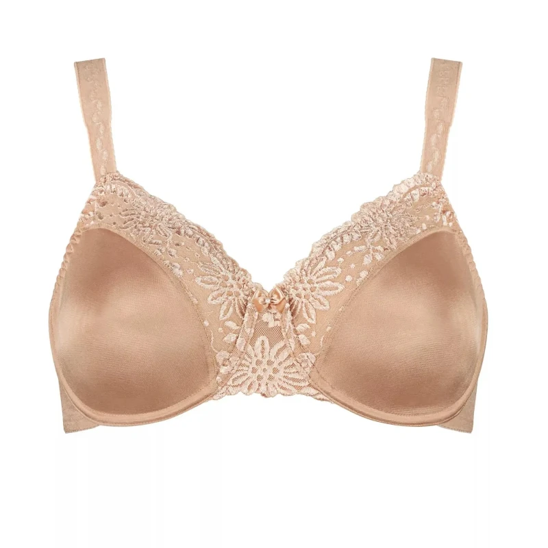 Image of Triumph Ladyform Soft Minimiser Bra skintone Women 34C;36C;38C;40C;42C;34D;36D;38D;40D;42D;34DD;36DD;38DD;40DD;42DD;34E;36E;38E;40E;42E