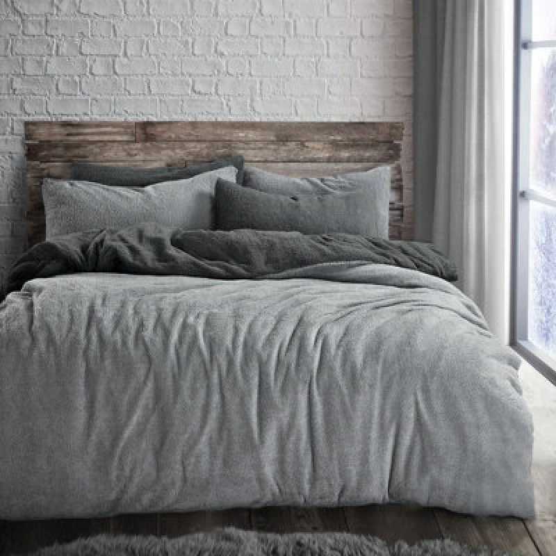 Image of Velosso Teddy Two Tone Warm & Cosy Duvet Cover & Pillowcase Set in Charcoal Size: Double Charcoal Unisex Double