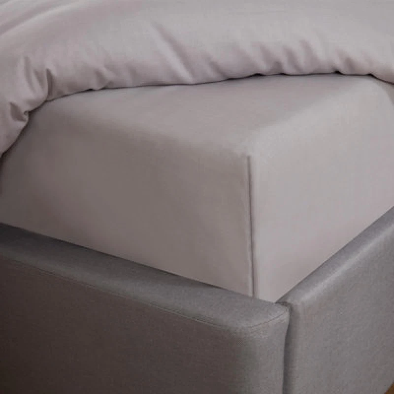 Image of OHS OHS Polycotton 30 Deep Elasticated Fitted Bed Sheet in Silver Size: King Fitted Silver King Fitted Unisex 5027434153725