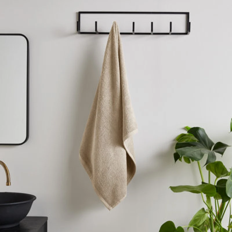 Image of Catherine Lansfield Catherine Lansfield 'Quick Dry Cotton' Towel Collection in Natural Size: Bath Towel Natural Bath Towel Unisex 5057681106113