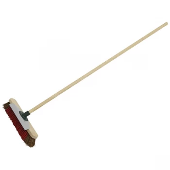 Image of Sealey BM16SC Heavy-Duty Broom with Scraper 16"(405mm) Stiff/Hard ...
