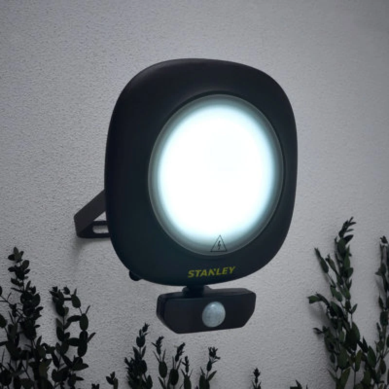 Image of Stanley Round Floodlights Black Mains-Powered Cool Daylight LED Pir Slimline Floodlight 4500Lm