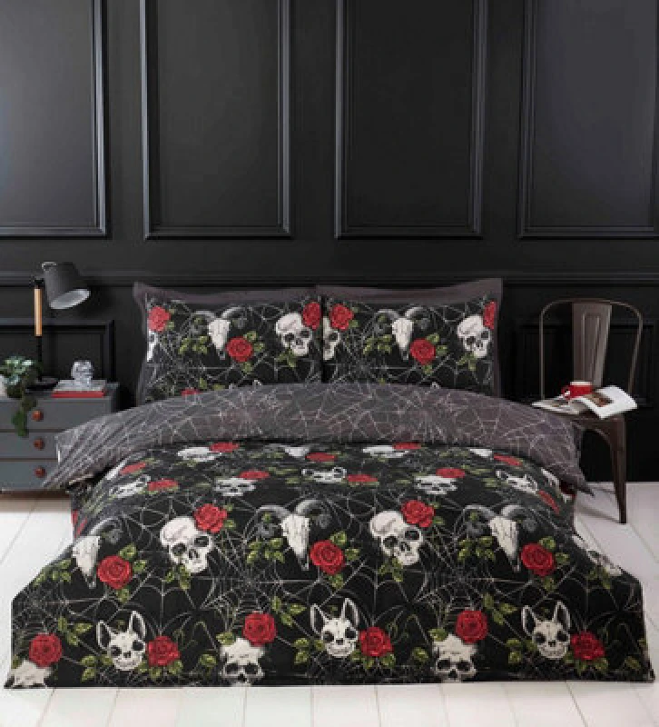 Image of Rapport Home Skulls & Roses Microfibre Duvet Set with Pillowcase Multi