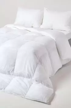 Image of Luxury Hotel Quality Super Microfibre All Seasons Duvet