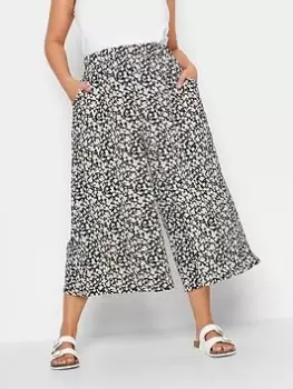 Image of Yours Ditsy Floral Midaxi Culotte, Black, Size 30-32, Women