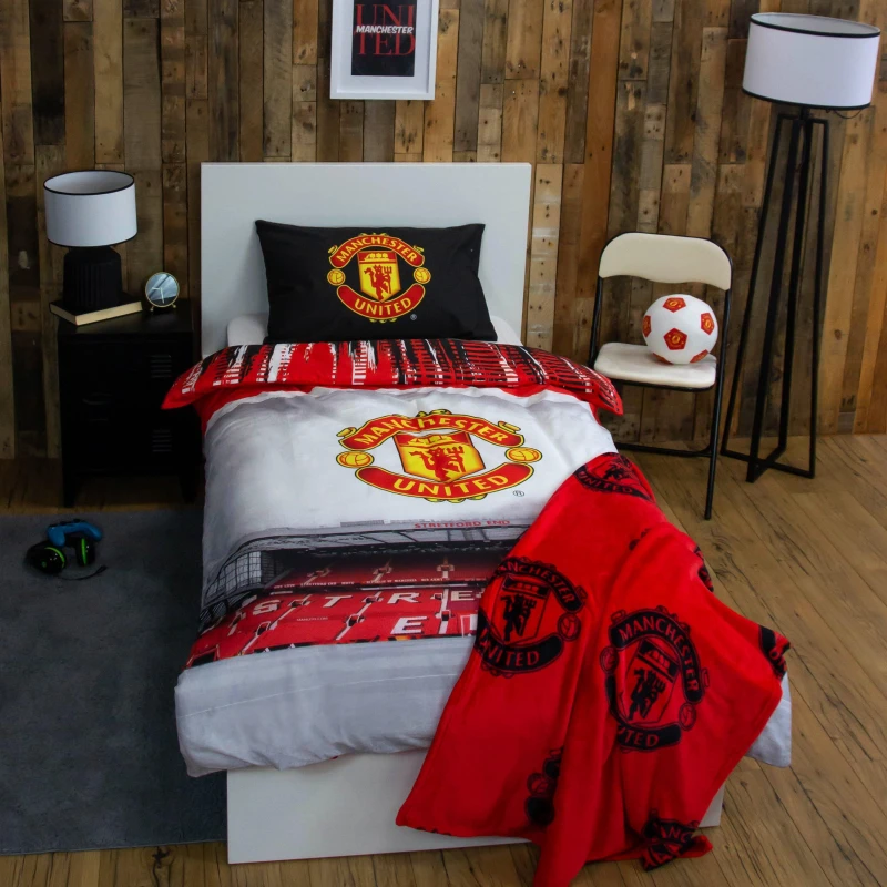 Image of Manchester United FC Man United FC Stadium Single Panel Duvet Duvet Cover Sets Single Multi 38138399010