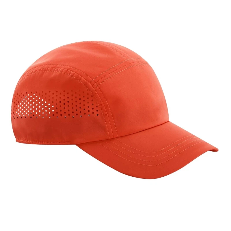 Image of Beechfield Beechfield Men Technical Cap in Dark Red Dark Red One Size Male 5063107018076