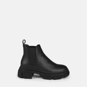 Image of Missguided low pull on Chelsea boot - Black