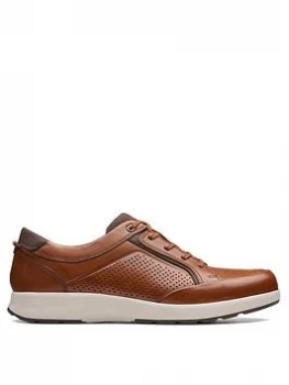 Image of Clarks Unstructured Trail Form Trainer