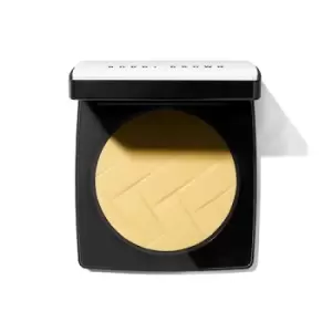 Image of Bobbi Brown Vitamin Enriched Pressed Powder - Yellow