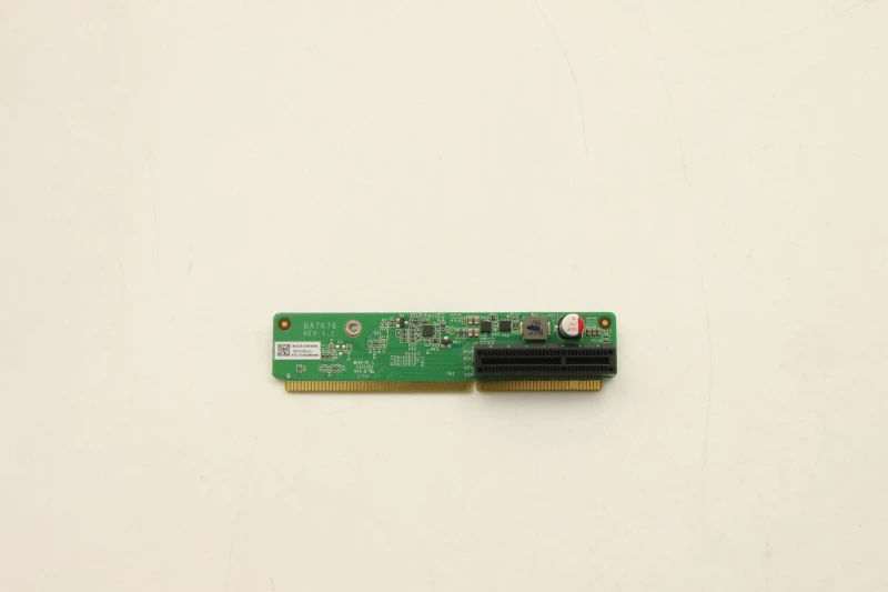 Image of Lenovo PCIe x4 riser crd for Lenovo