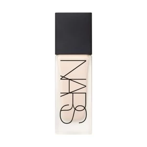 Image of Nars Cosmetics All Day Luminous Weightless Foundation Mont Blanc