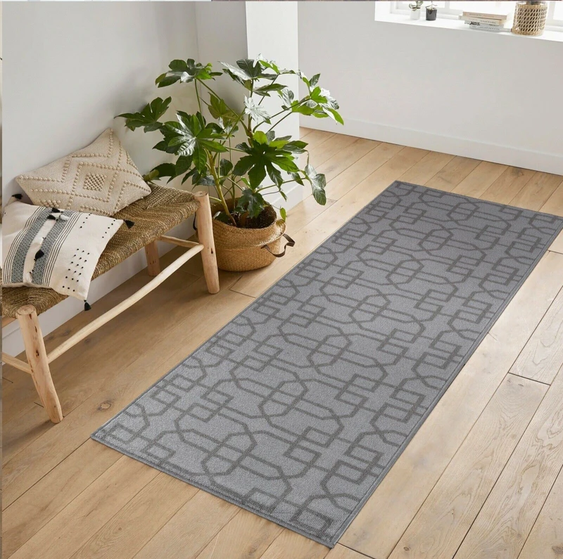 Image of Machine Washable Cubed Trellis Design Anti Slip Doormats Silver 160X220 Cm