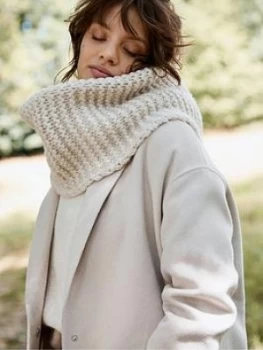 Image of Mint Velvet Mint Velvet Chunky Knitted Snood