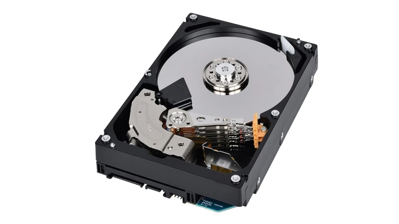 Image of Toshiba MG08SDA600E internal hard drive 6 TB 7200 RPM 256 MB 3.5"
