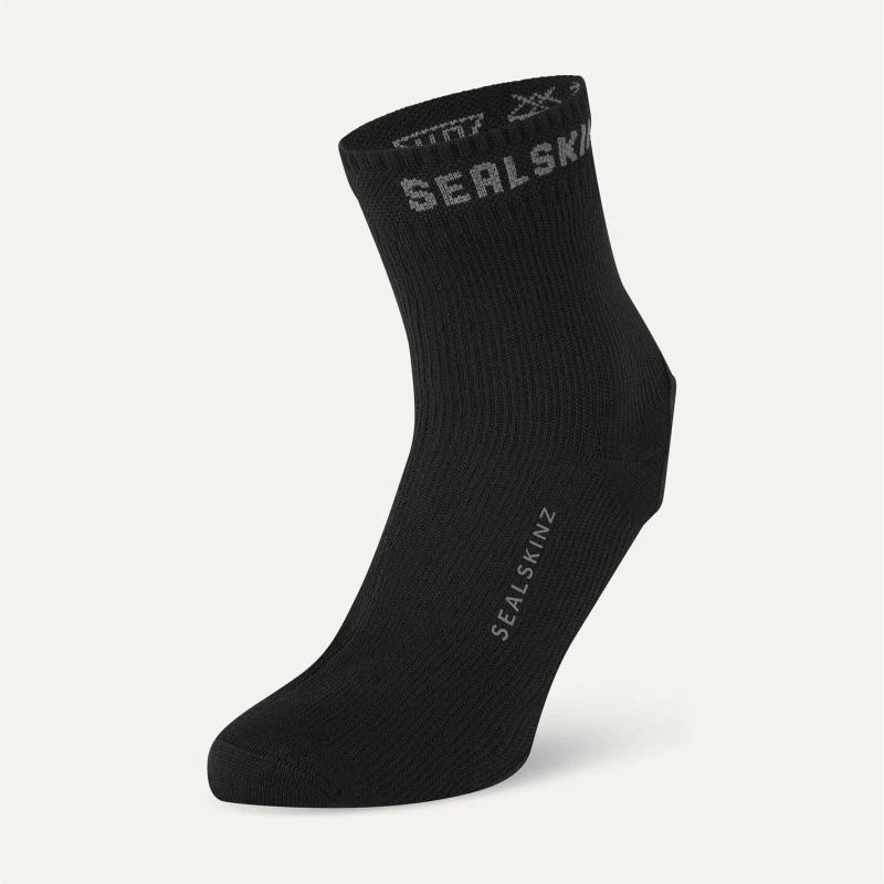 Image of Sealskinz Waterproof All Weather Cycle Oversock - Black S - M