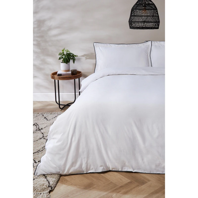 Image of Homelife Cotton Piped Edge Duvet Set - White White Superking