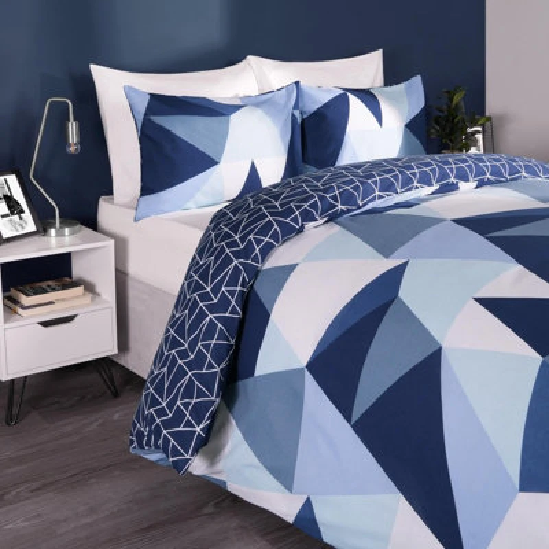Image of OHS OHS Geometric Shapes Duvet Cover with Pillowcase Set Bedding Quilt in Navy Size: Single Navy Single Unisex 5027434161546