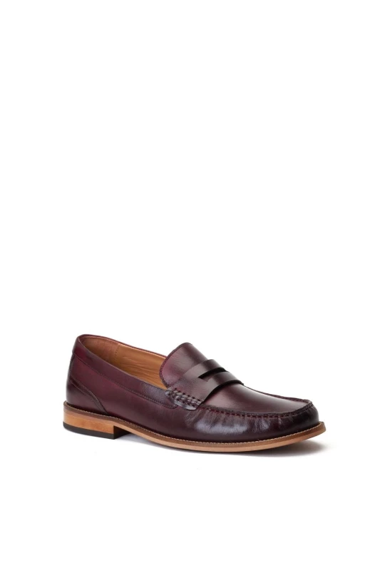 Image of Base London Base London Men Garfield Penny Loafer in Wine Size: 9 Wine 9 Male 5038538366553
